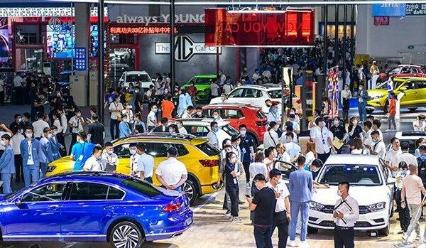 Indonesia’s car sales in 2022 reach over one million units