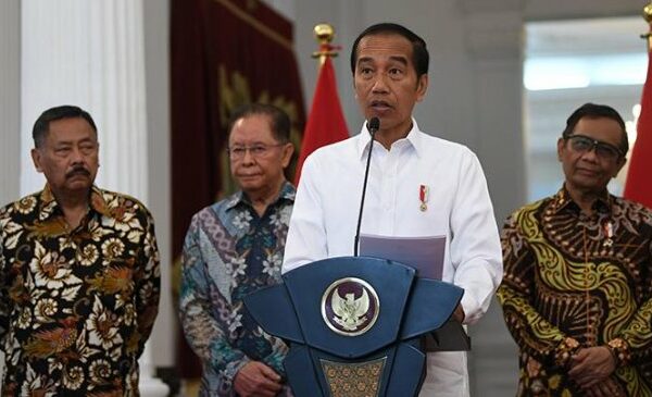 Jokowi Wants No Identity Politics in 2024 Elections