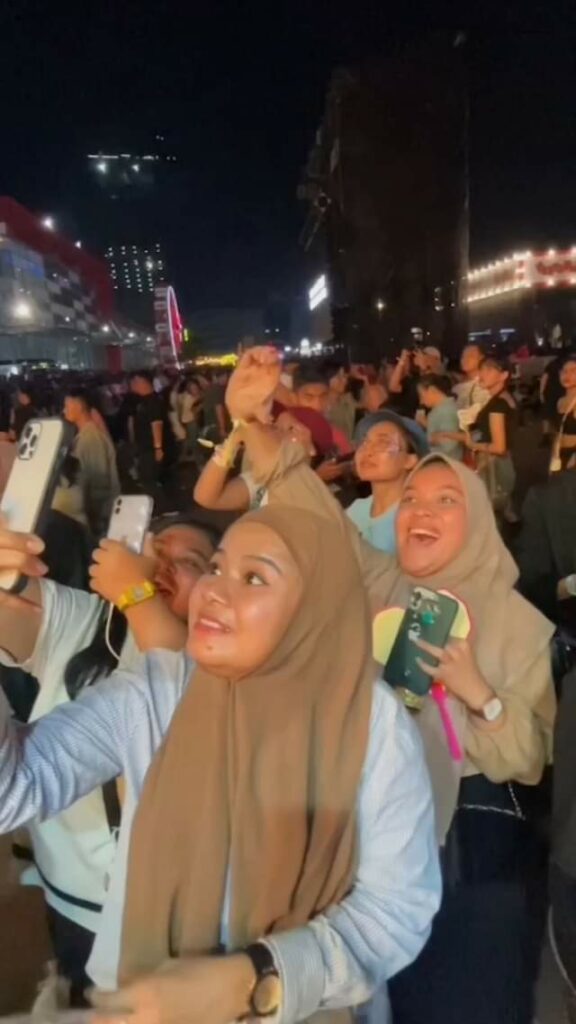 Masya Allah, mas mas Jawa satu ini bener-bener menyita perhatian warganet. Selai