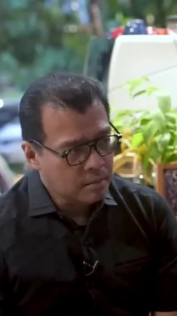 Meskipun Jokowi terlihat getol bekerja untuk negara, tapi sayang beliau tak kunj