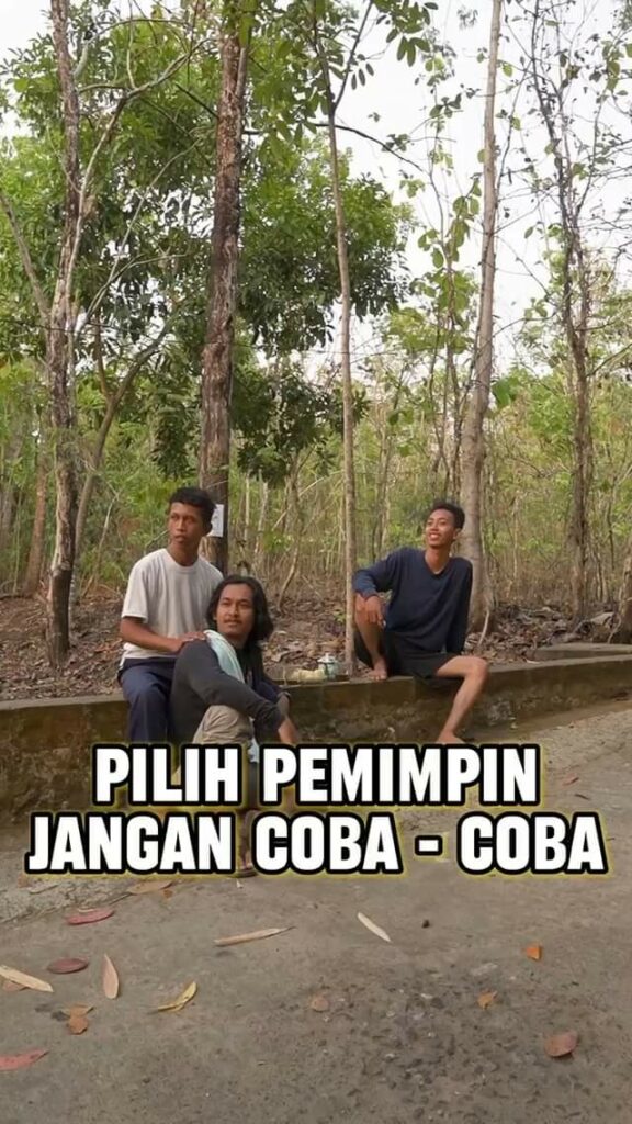 Parodi politik dinasti dimainkan sekelompok anak muda demi menolak perpindahan k