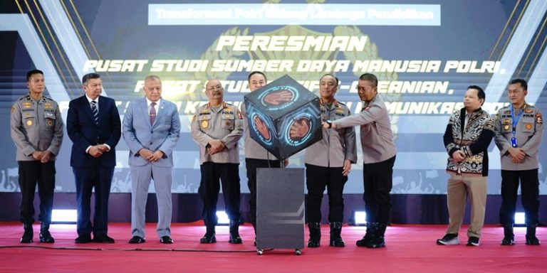 Peluncuran Tiga Pusat Studi Baru