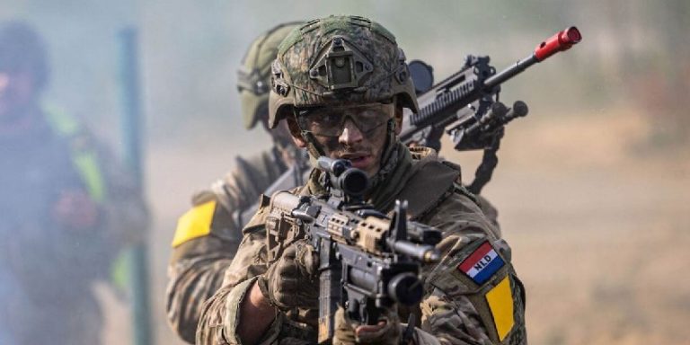 Belanda Kerahkan 300 Tentara dan Sistem Rudal Patriot ke Polandia