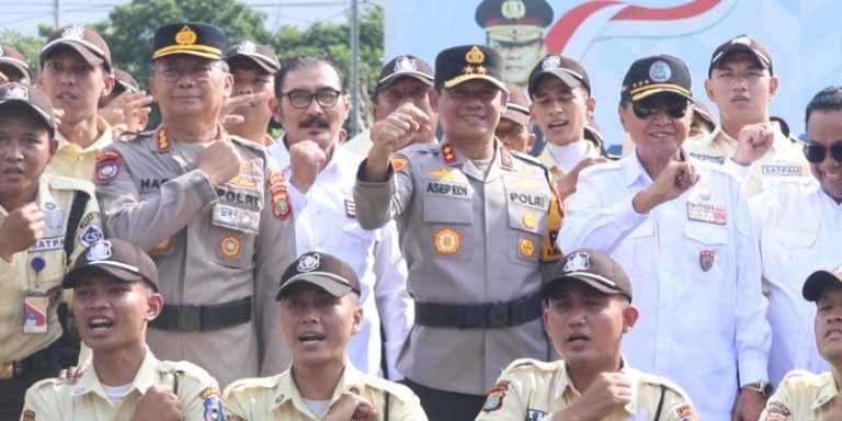 Satpam dan Satkamling Wajah Terdepan Jaga Jakarta saat Nataru
