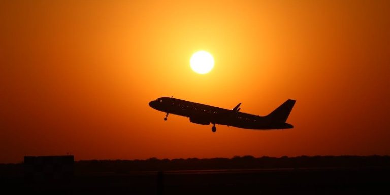 Afrika Selatan Selidiki Penerbangan Misterius yang Bawa 153 Pengungsi Palestina