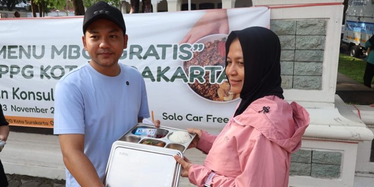 Peserta CFD di Solo Berbondong-bondong Cicipi Menu MBG