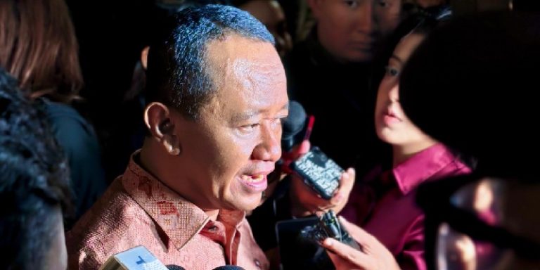 Bahlil Setuju TNI Amankan Kilang Minyak, Cegah Sabotase
