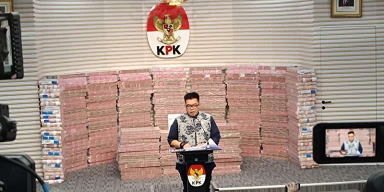 Dirut Taspen Masih Tunggu Asset Recovery dari Terdakwa Anthony