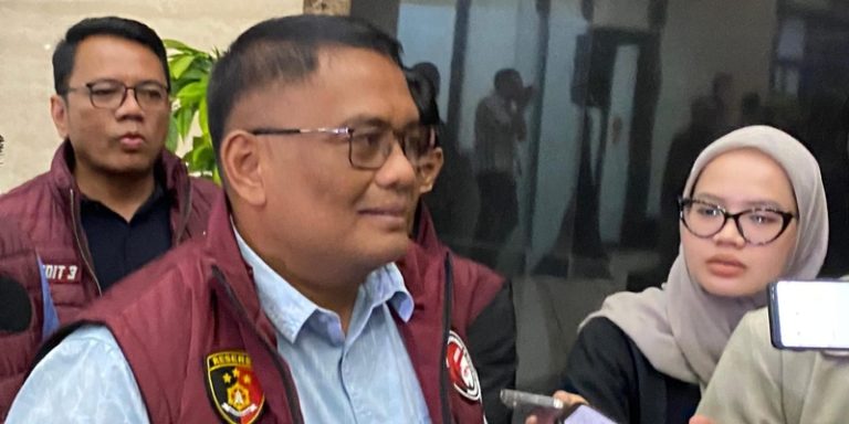 Polisi Temukan Ratusan Ribu Pil Ekstasi Siap Edar Buat Tahun Baru