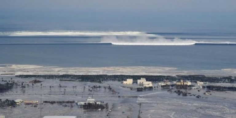 Tsunami Kecil Terjang Jepang Usai Gempa 6,7 Magnitudo