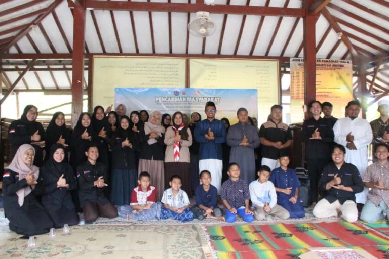 Racana Ki/Nyi Ahmad Dahlan UMS Tanamkan Semangat Sarjana pada Anak Yatim Boyolali Lewat Pengabdian Masyarakat