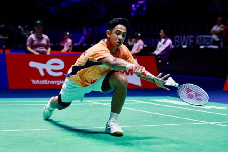 Hasil Perempatfinal Australia Open 2025: Alwi Farhan Disingkirkan Chou Tien Chen Usai Berjuang 3 Gim : Okezone Sports
