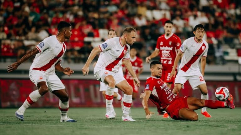 Bali United Gagal Menang Lagi, Sulit Tembus Pertahanan Persis Solo