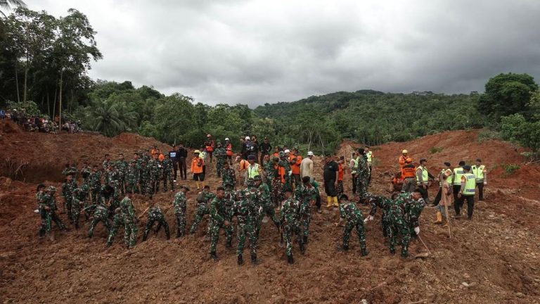 Operasi Pencarian Korban Longsor Cilacap Diperpanjang 3 Hari