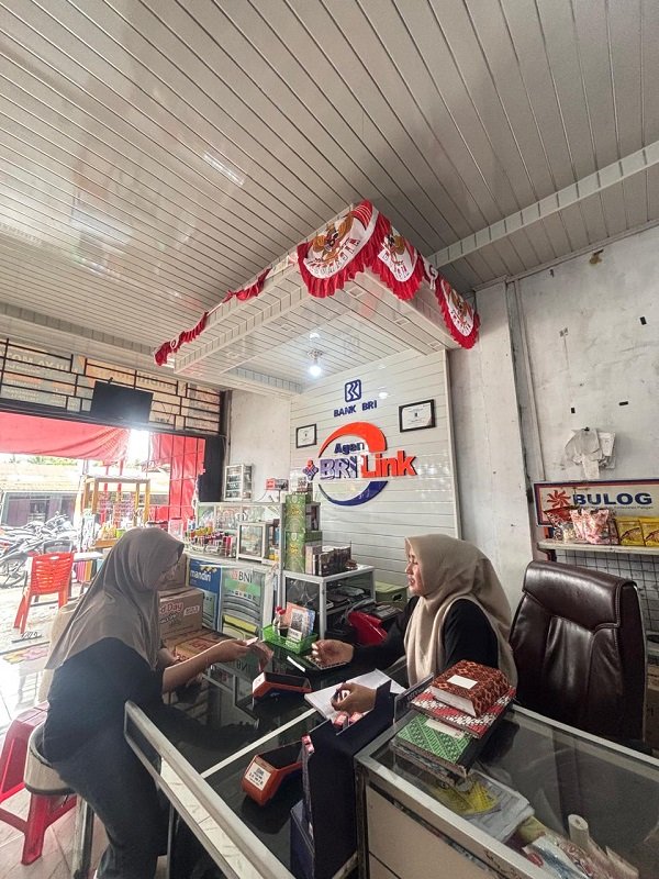Permudah Kebutuhan Transaksi Warga, AgenBRILink di Riau Ini Hadirkan Layanan Jemput Bola : Okezone Economy