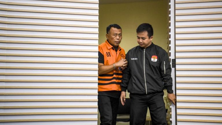 Bupati Ponorogo Sugiri Sancoko Diduga Terima Suap Rp2,6 Miliar