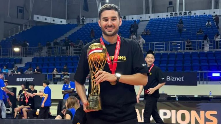 Cesar Camara Perez Sebut Borneo Hornbills Ingin Berkembang Bersama-sama