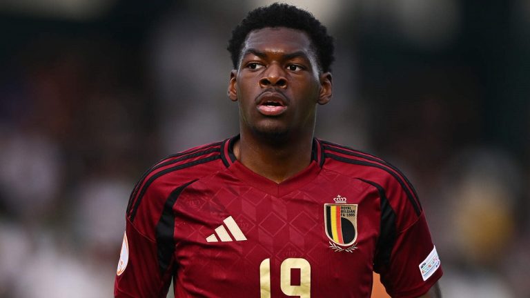 Dianggap Titisan Lukaku, Milan dan Juventus Berebut Rene Mitongo