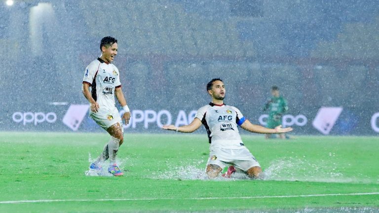 Ezra Walian Tetap Kecewa Meski Berhasil Bobol Gawang Persija Jakarta