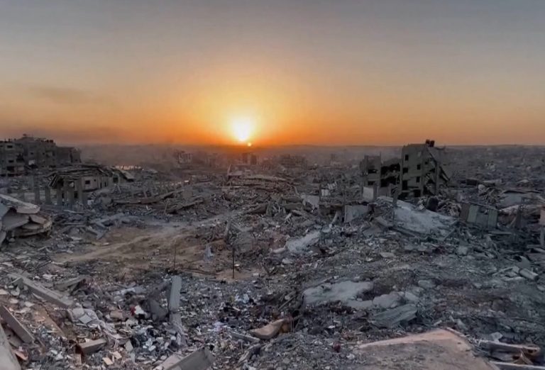 Korban Tewas di Gaza Tembus 70 Ribu Orang, Israel Terus Lancarkan Serangan : Okezone News