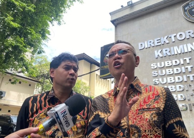Pelapor Kasus Fitnah Ijazah Palsu Jokowi Dipanggil Polda Metro : Okezone News