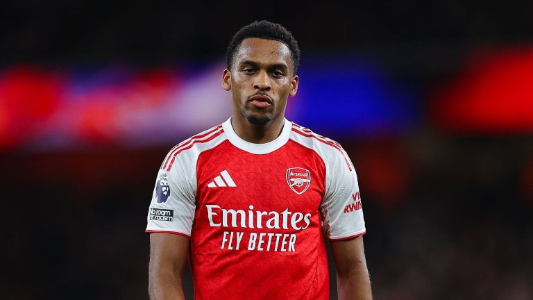 Jurrien Timber Luar Biasa, Fans Arsenal Tak Lagi Ingat Ben White