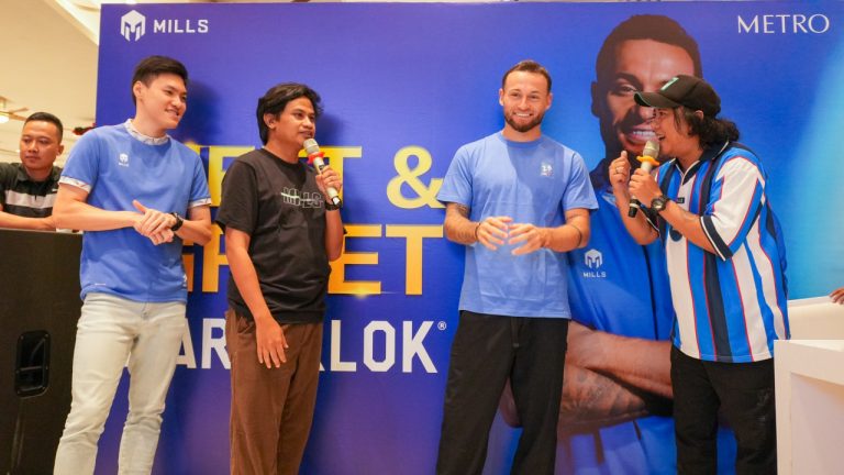 Klok Kagumi Animo Bobotoh di Meet and Greet Bersama Mills