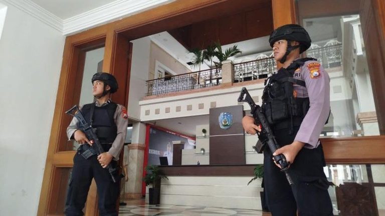 Selain Rumah Kerabat Bupati, KPK Geledah Kantor Disbudpar Ponorogo