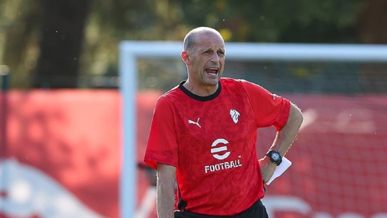 Max Allegri Bingung Pilih Pervis Estupinan atau Davide Bartesaghi