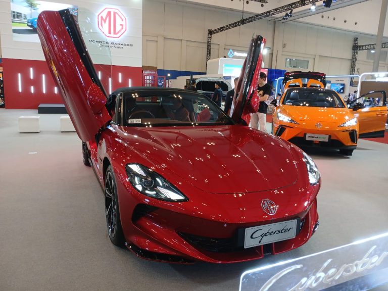 GJAW 2025, MG Boyong Mobil Bensin hingga Listrik : Okezone Ototekno
