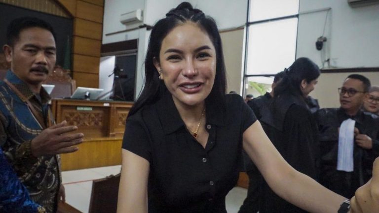 Nikita Mirzani Live Jualan TikTok di Penjara, Ditjen PAS Buka Suara