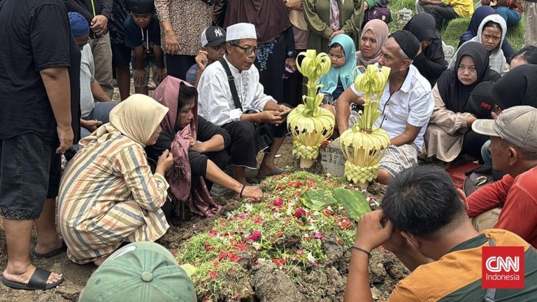 Susana Haru Pemakaman Reno, Demonstran yang Ditemukan Tinggal Kerangka