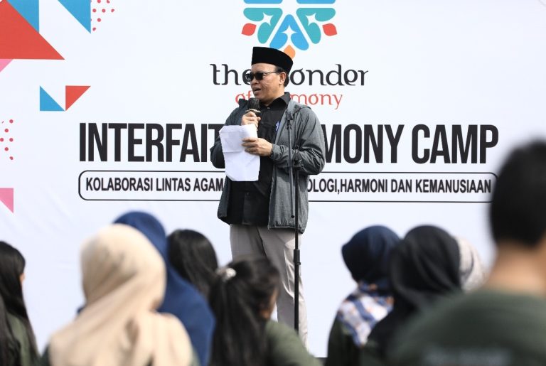 Gelar Kemah Lintas Agama, Pemerintah Perkuat Kerukunan Bangsa Lewat Peran Pemuda : Okezone News