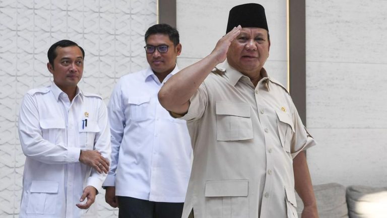 Prabowo Umumkan 10 Pahlawan Nasional Besok, Termasuk Soeharto