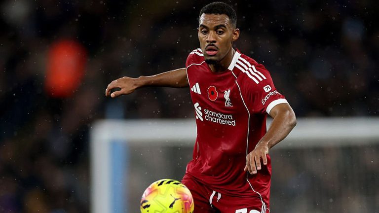 Ryan Gravenberch Jadi Target Barcelona, Faktor Finansial Jadi Kendala