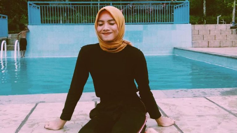 Sosok ‘Sister Hong Lombok’ Dea Lipha Muncul ke Publik dan Klarifikasi