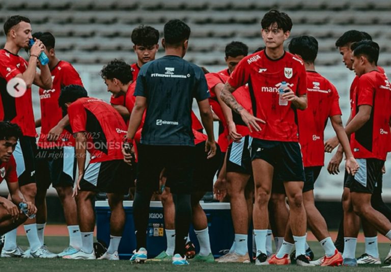 Penyebab Indra Sjafri Pulangkan 3 Pemain Diaspora Timnas Indonesia U-22 Jelang Lawan Mali : Okezone Bola