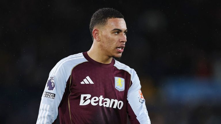 Unai Emery Desak Morgan Rogers Lebih Brutal di Depan Gawang