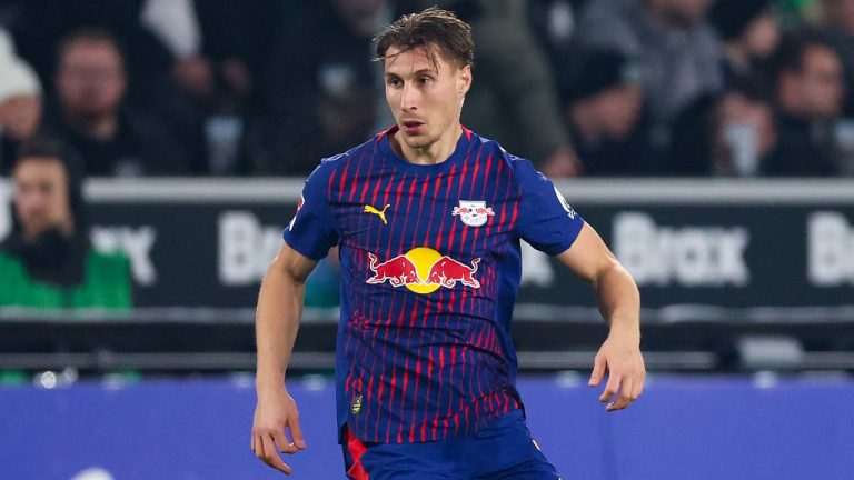 Willi Orban Ungkap Sebab Kegagalan Leipzig Kalahkan Gladbach