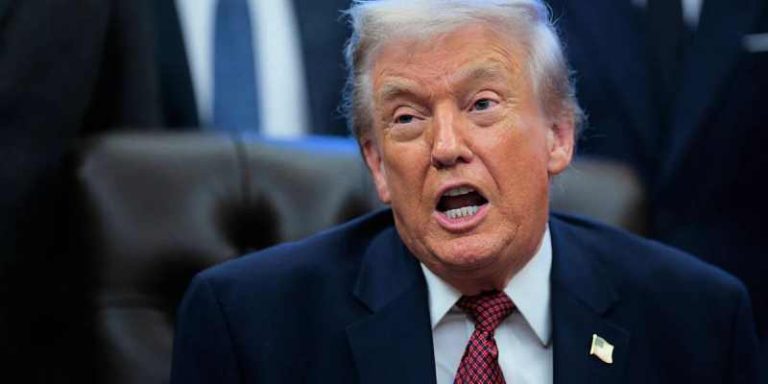 Trump Hentikan Masa Tugas 29 Dubes AS di Berbagai Negara