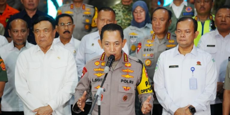 Masyarakat Patuhi Imbauan Tak Nyalakan Kembang Api