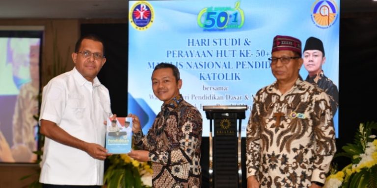 Pendidikan Katolik Berkontribusi Mencerdaskan Kehidupan Bangsa