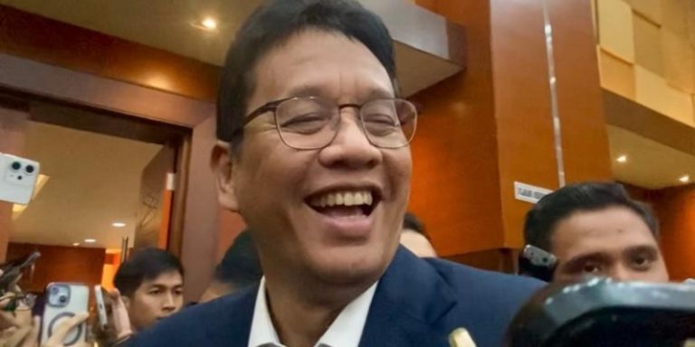 Menkeu Purbaya Wajibkan DHE SDA Parkir di Himbara Tahun Depan