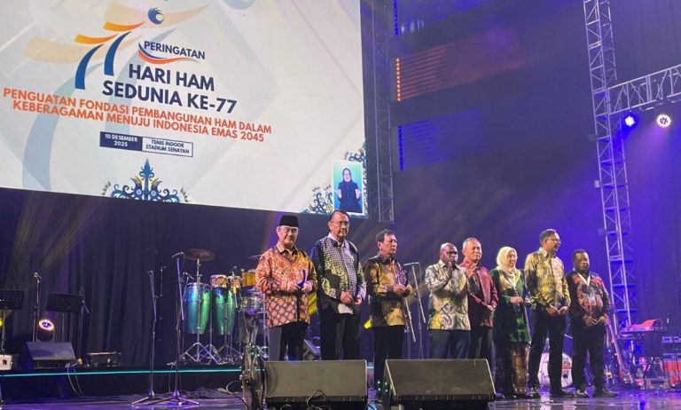 Jangan Mundur Selangkah Pun Memperjuangkan Kemanusiaan