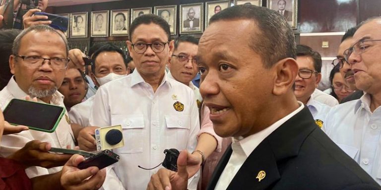 Bahlil Minta Maaf Usai Prank Presiden Prabowo