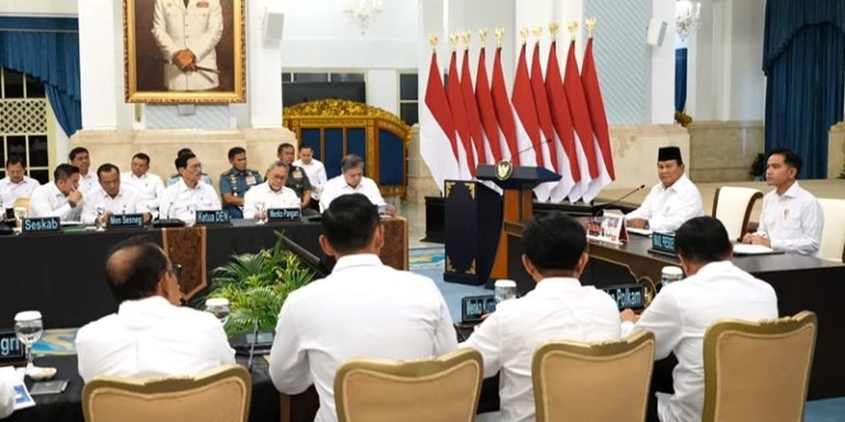 Prabowo Waspadai Kekuatan Luar Ganggu Pemerintah Tangani Bencana