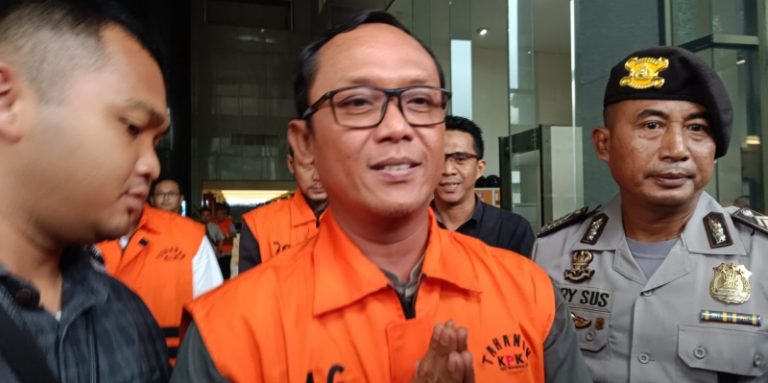Ardito Wijaya Goda Wartawati di KPK: Kamu Cantik Hari Ini