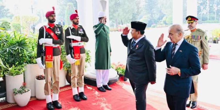 PM Pakistan Sanjung Kepemimpinan Prabowo dalam Isu Gaza