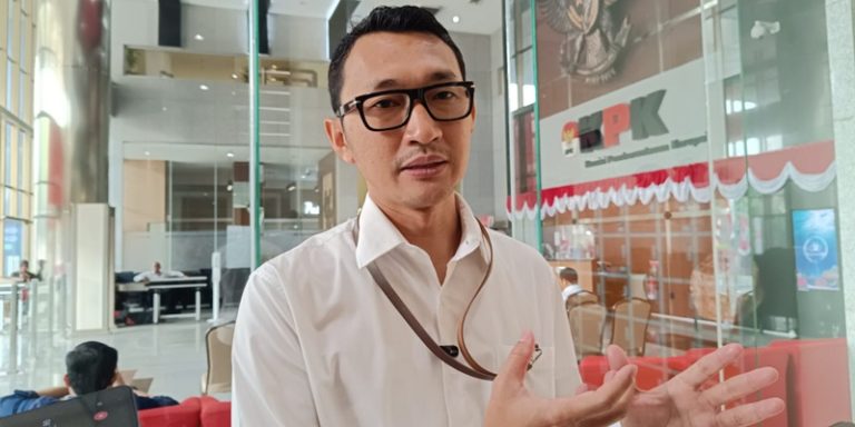 KPK Dalami Peran Gubernur Riau Abdul Wahid dalam Pergeseran Anggaran