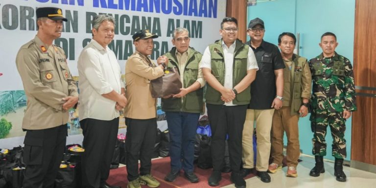 Salurkan 5 Ribu Sembako, Ketua MPR: Intinya Fokus Membantu Masyarakat